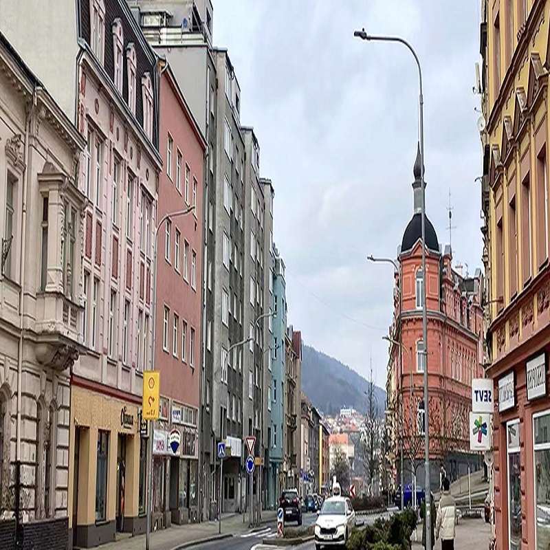 Paras varaston valaistusopas: LED High Bay, lineaariset ja älykkäät vaihtoehdot